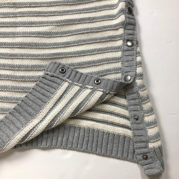 CASLON (Nordstrom) Gray & Cream Side Snap Pullover - Picture 8 of 8